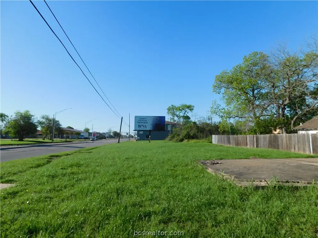 904 & 908 N Texas, Bryan