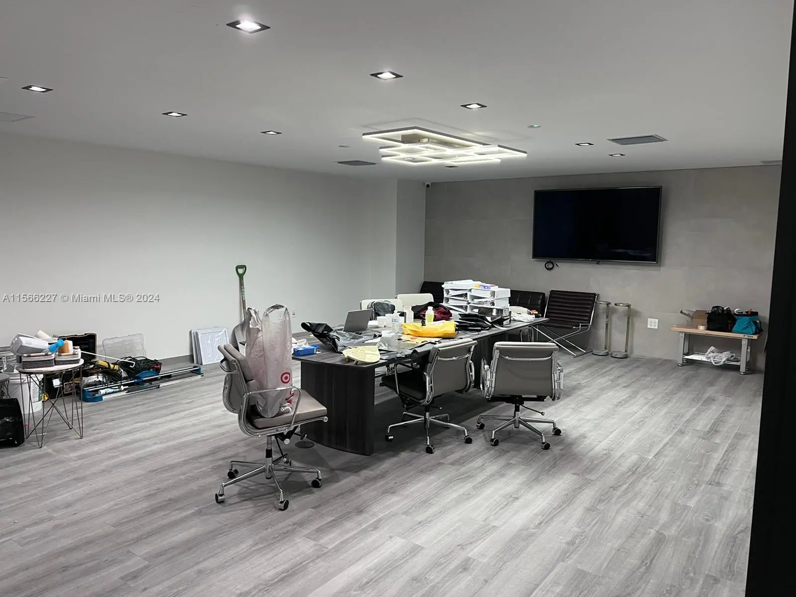 Photo of Listing #A11566227