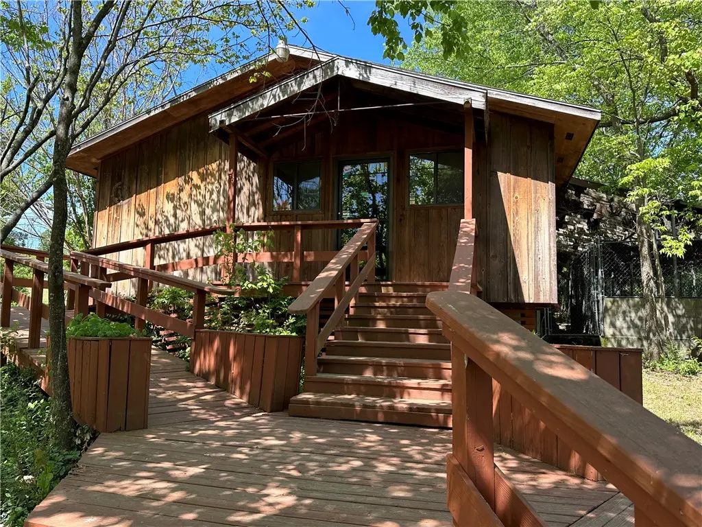 503 1st Street, Flippin