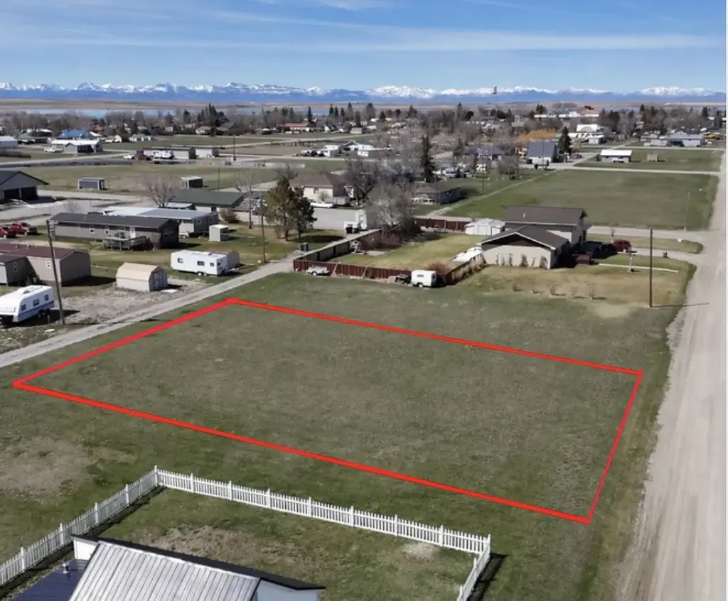 922 Marias Avenue, Valier