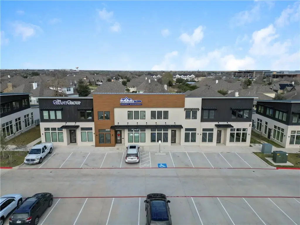 2800 Barron Rd, College Station