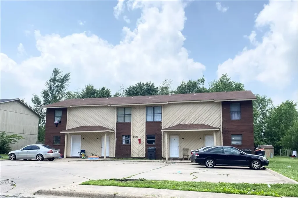 1408 Christy Drive, Springdale