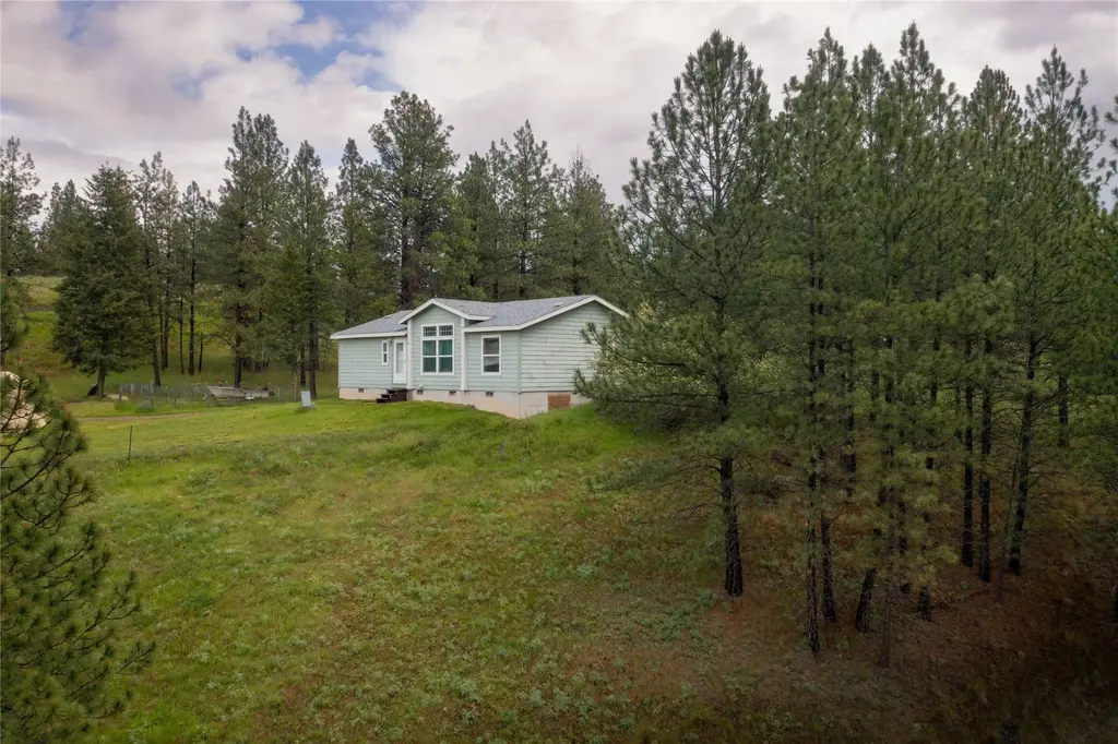 2801 Us Highway 93 S, Eureka