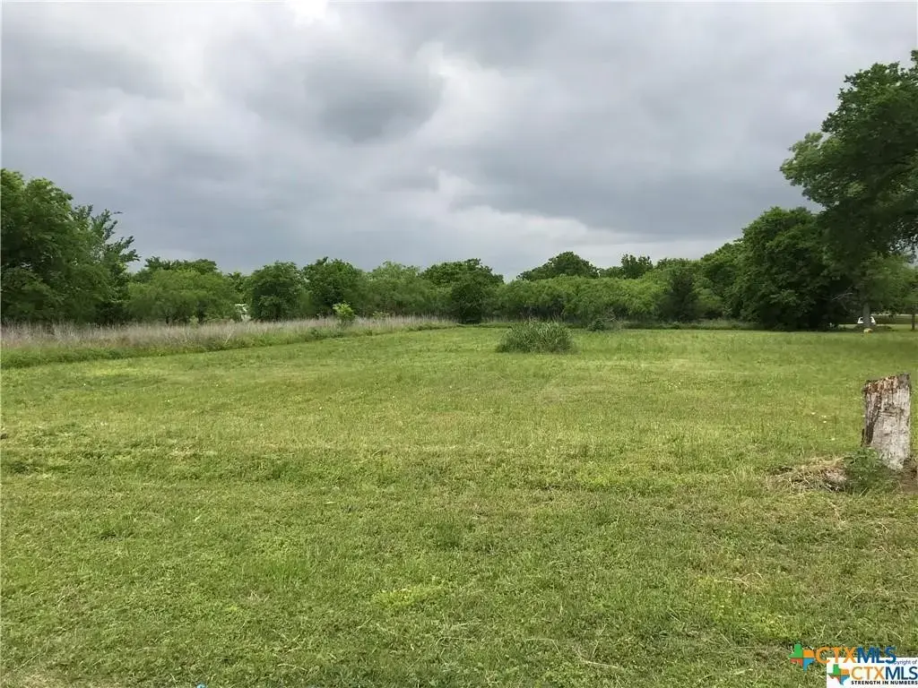 Austin Rd Road, Luling