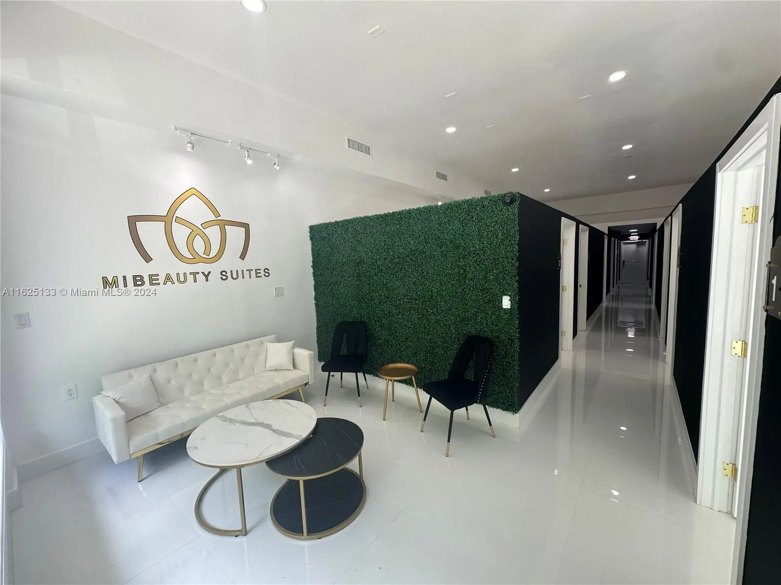 Photo of Listing #A11625133