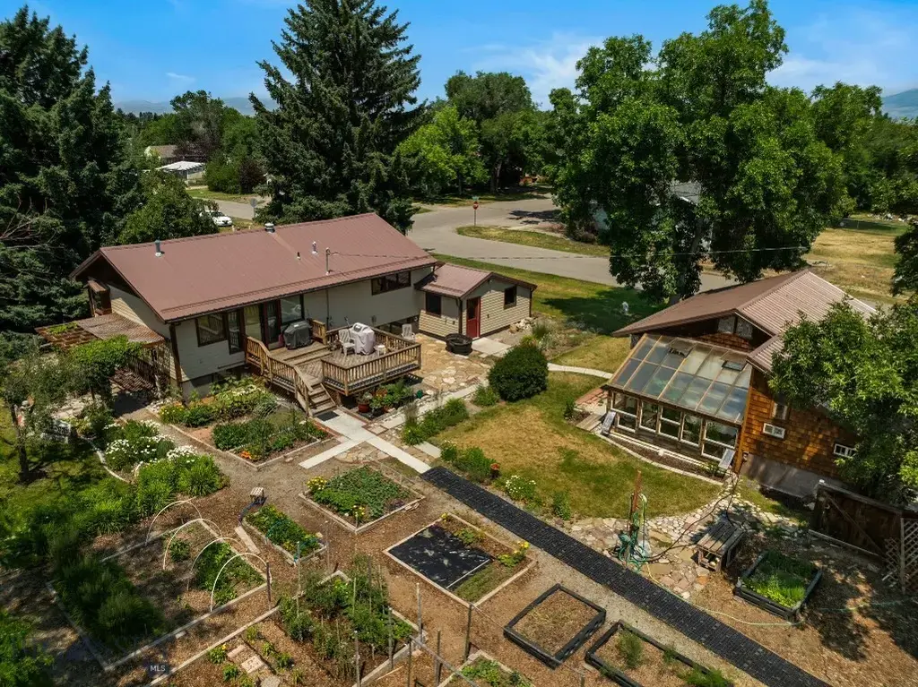 414 N Weaver Street, Belgrade