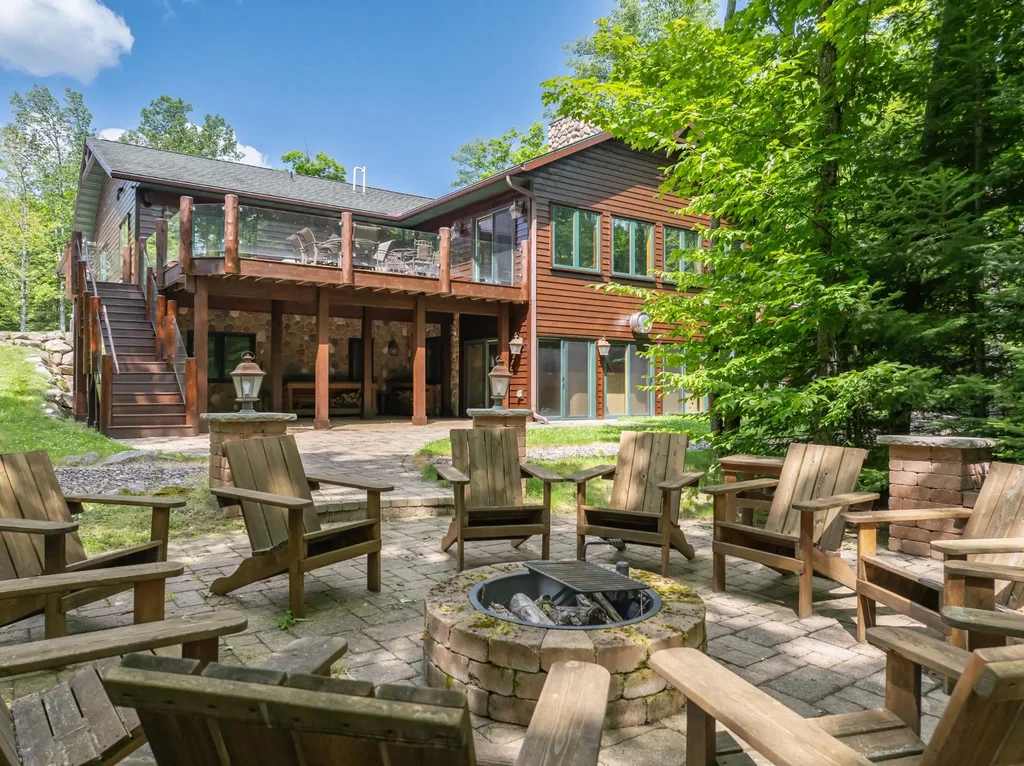 10294n Dump Rd, Mercer