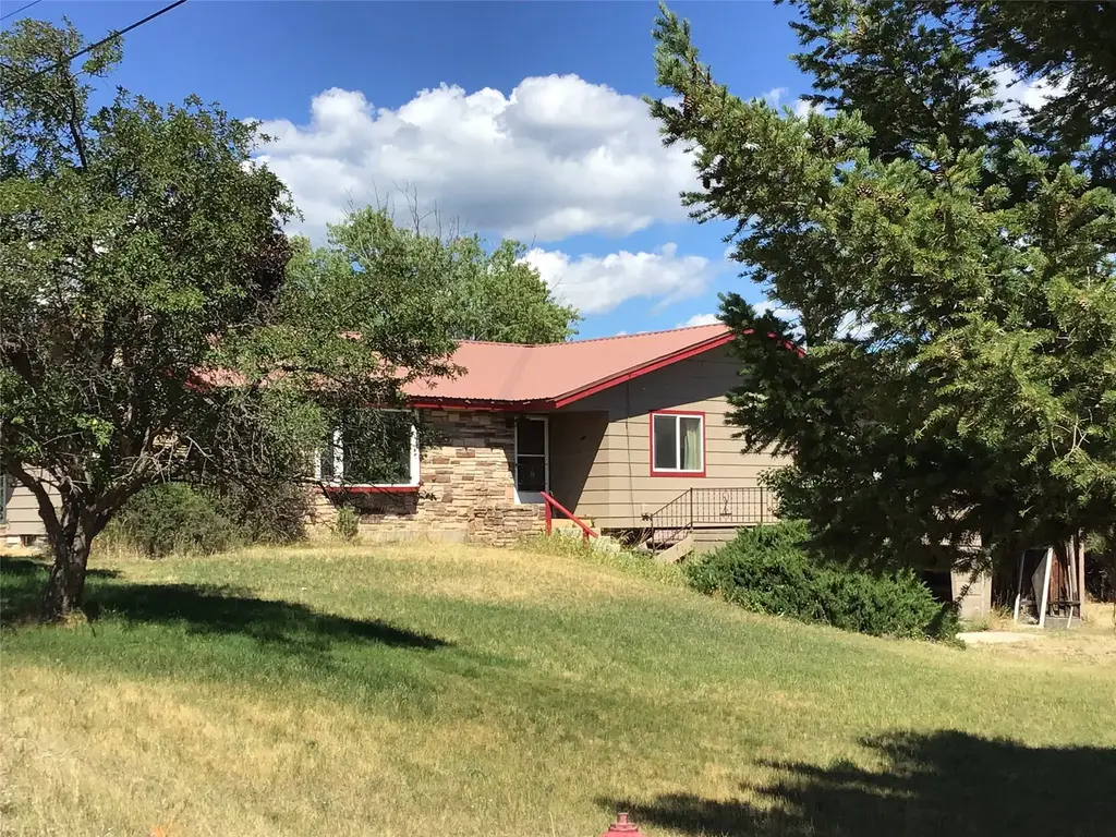 102 Kerlee Avenue, Darby