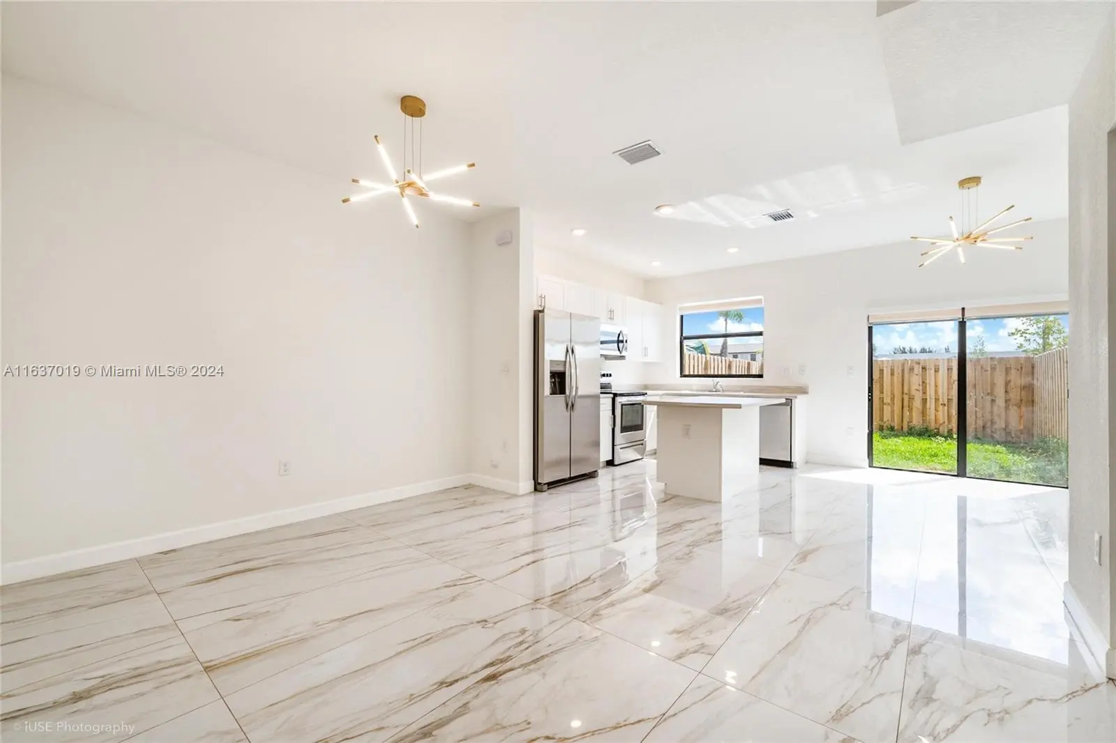 Photo of Listing #A11637019