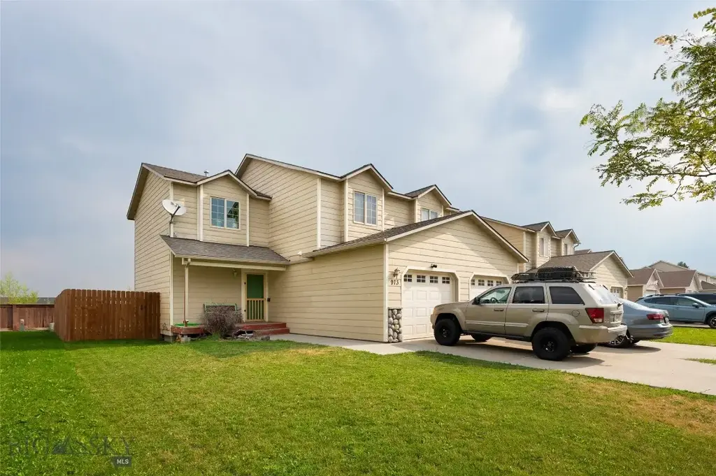 973 N River Rock Drive, Belgrade
