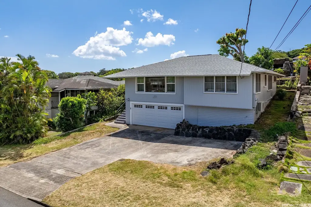 2340 University Avenue, Honolulu