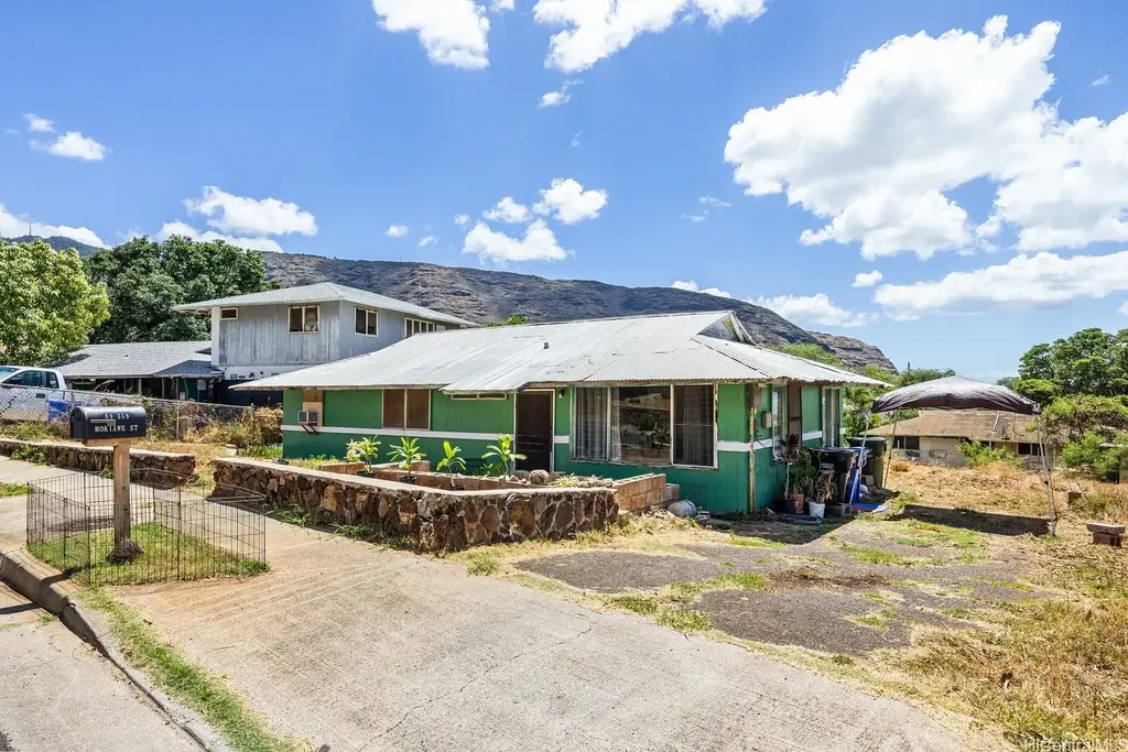 89-359 Mokiawe Street, Waianae