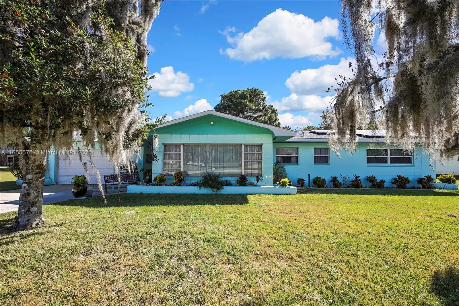 Photo of Listing #A11655575