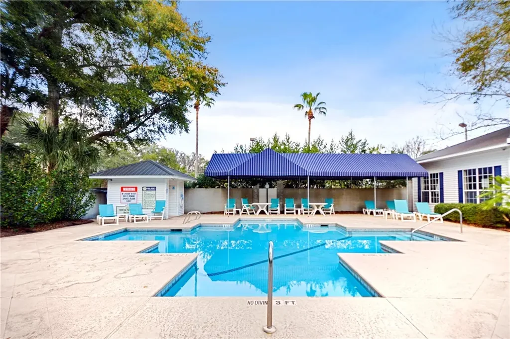 102 E Island Square Drive 102, St Simons Island