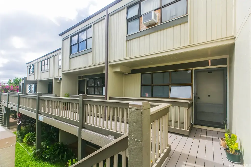 310 Kamehameha Highway # 206, Aiea