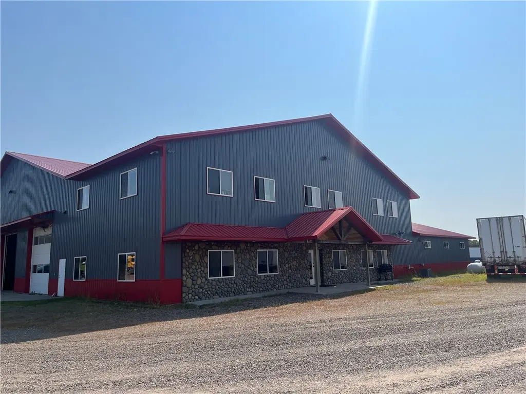 305 County Highway Aa, New Auburn