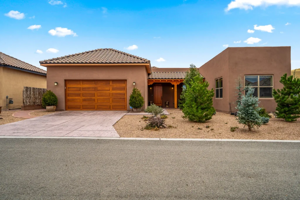 3 Pinon Doblado, Santa Fe