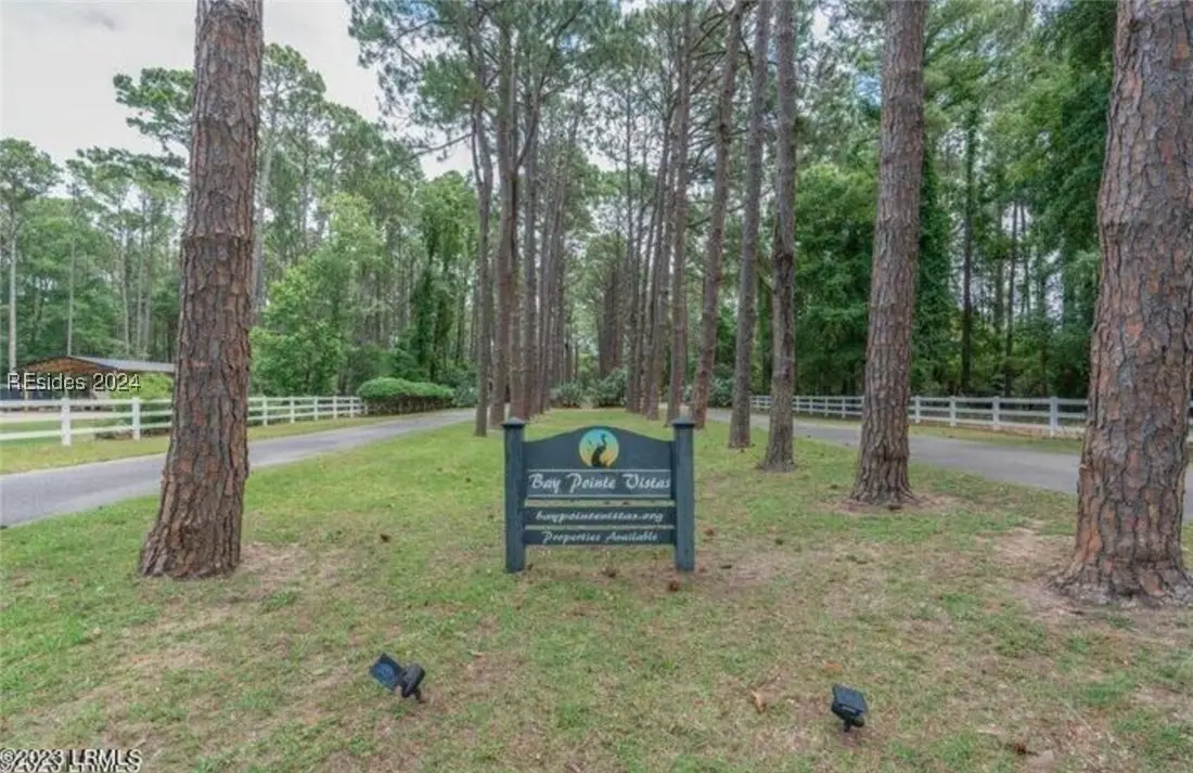 Photo of Listing #447605