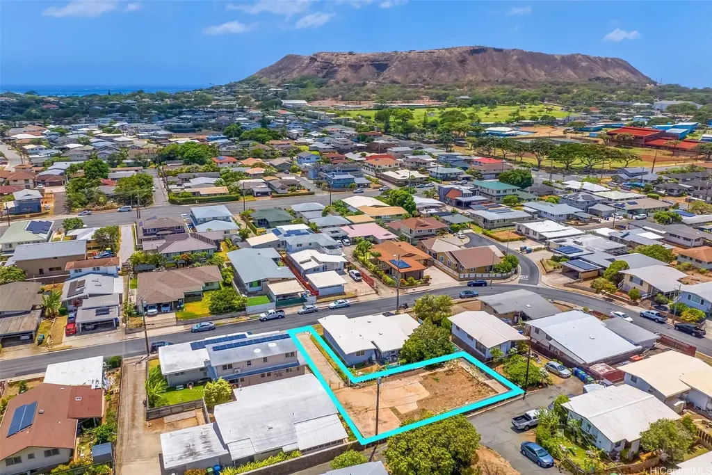 733 Luakaha Street # A, Honolulu