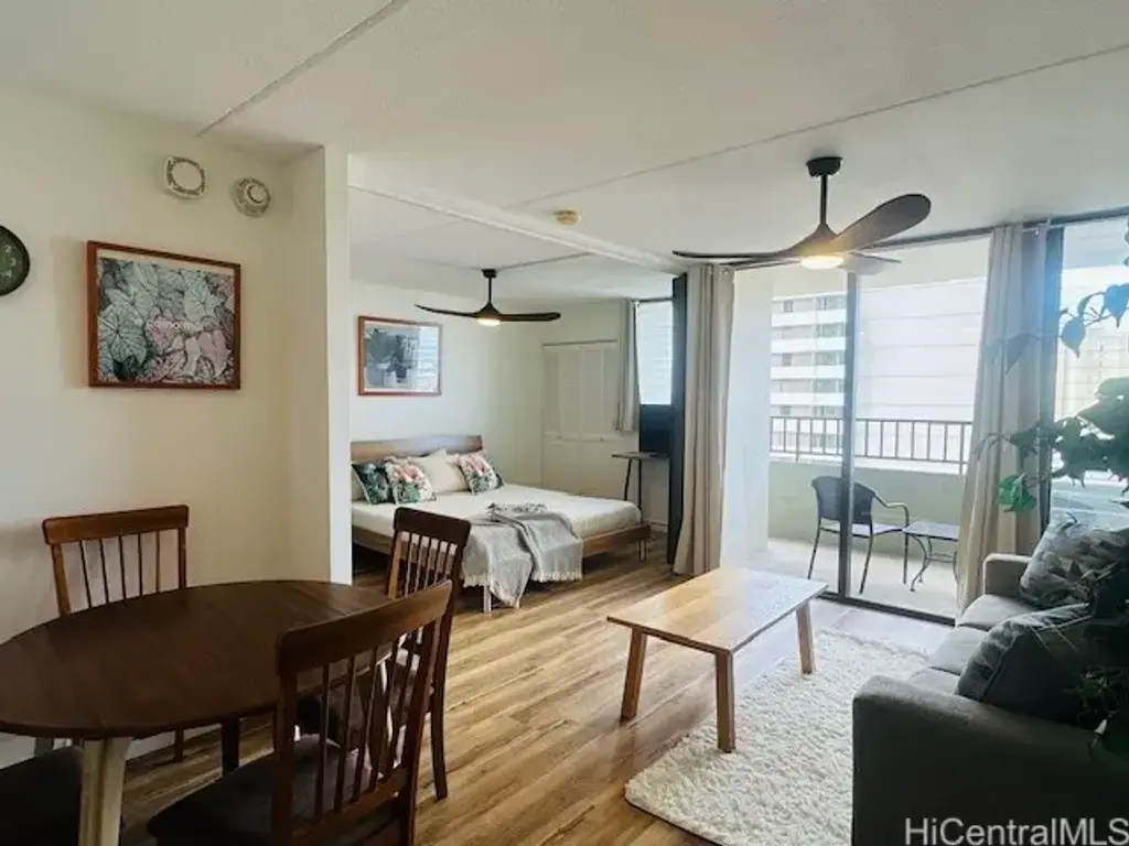 2240 Kuhio Avenue # 1809, Honolulu