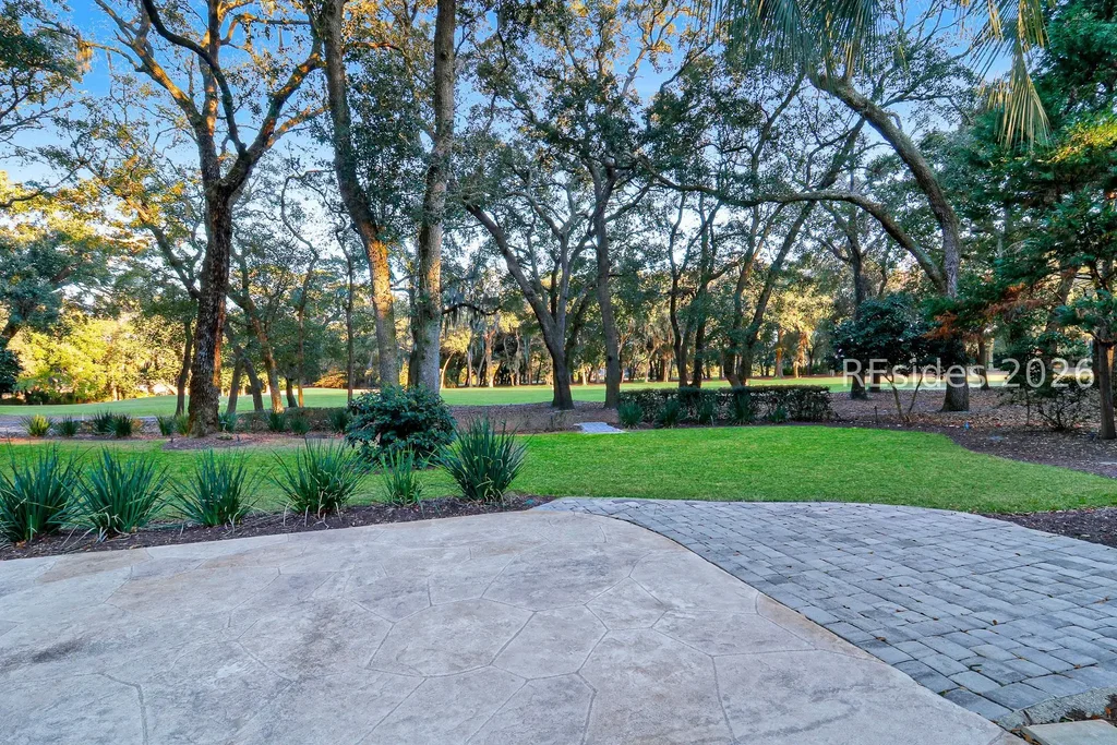 11 Dahlgren Lane, Hilton Head Island