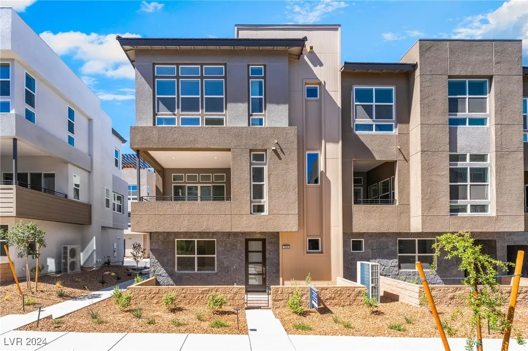 Photo of Listing #2627586