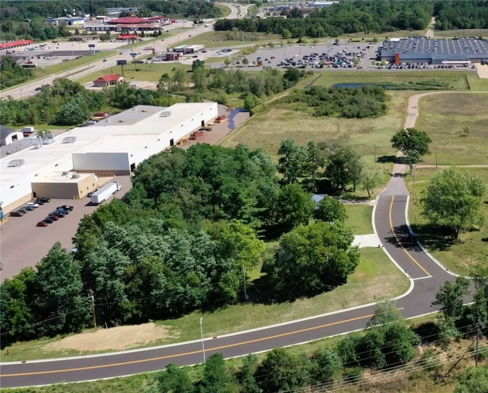 E Lincoln Street, Black River Falls