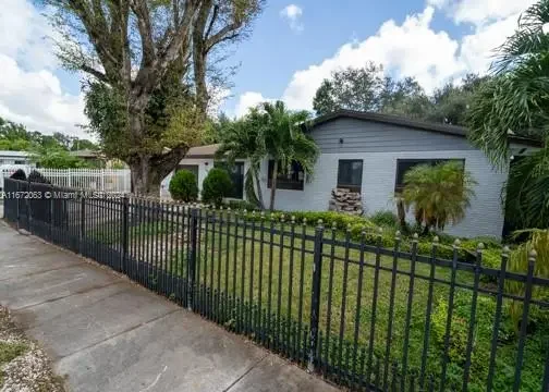 Photo of Listing #A11672063