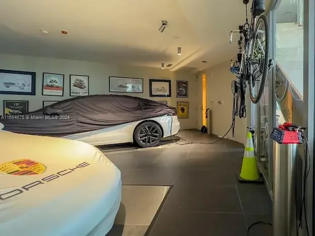 Photo of Listing #A11684675