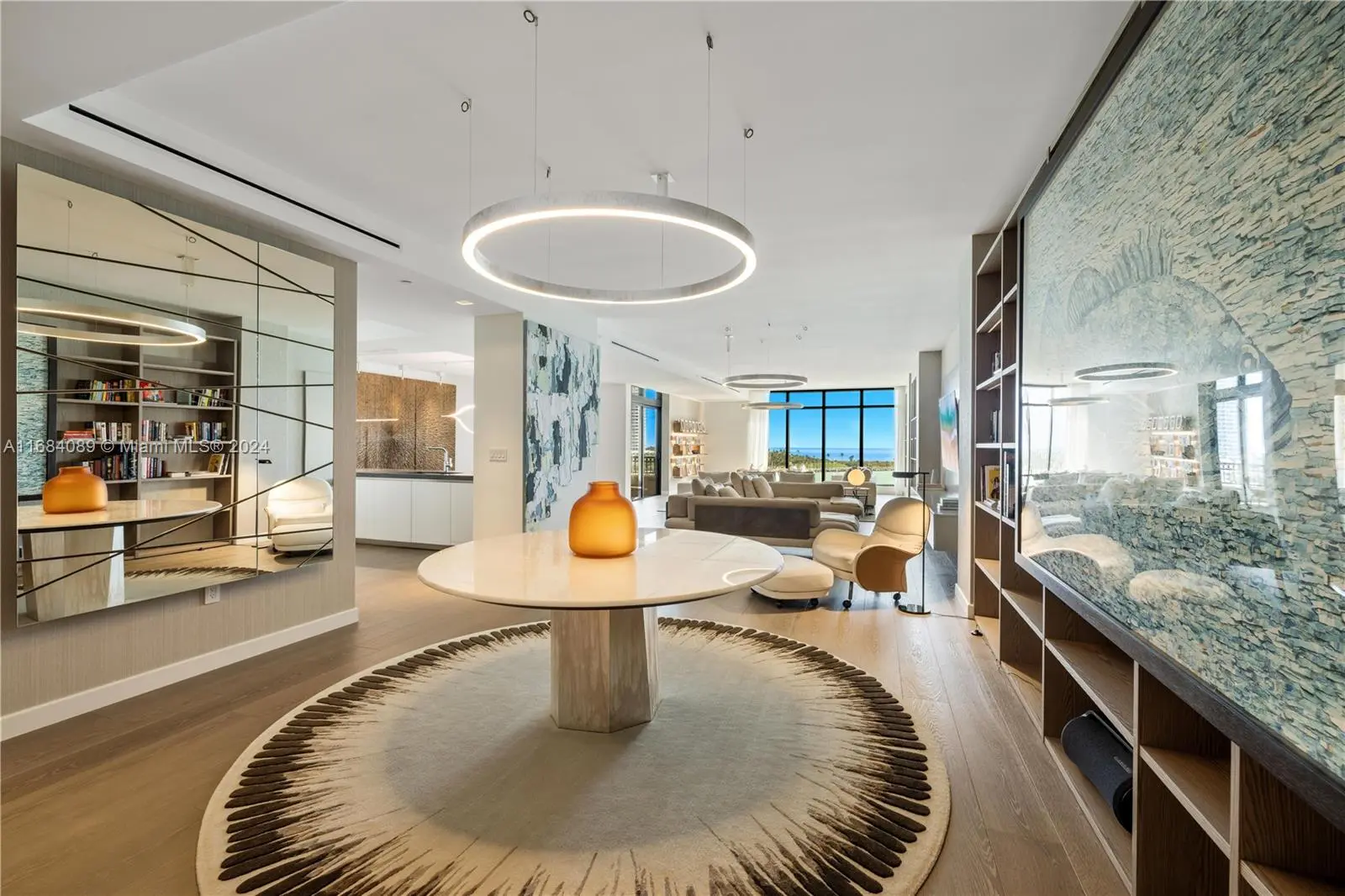 Photo of Listing #A11684089