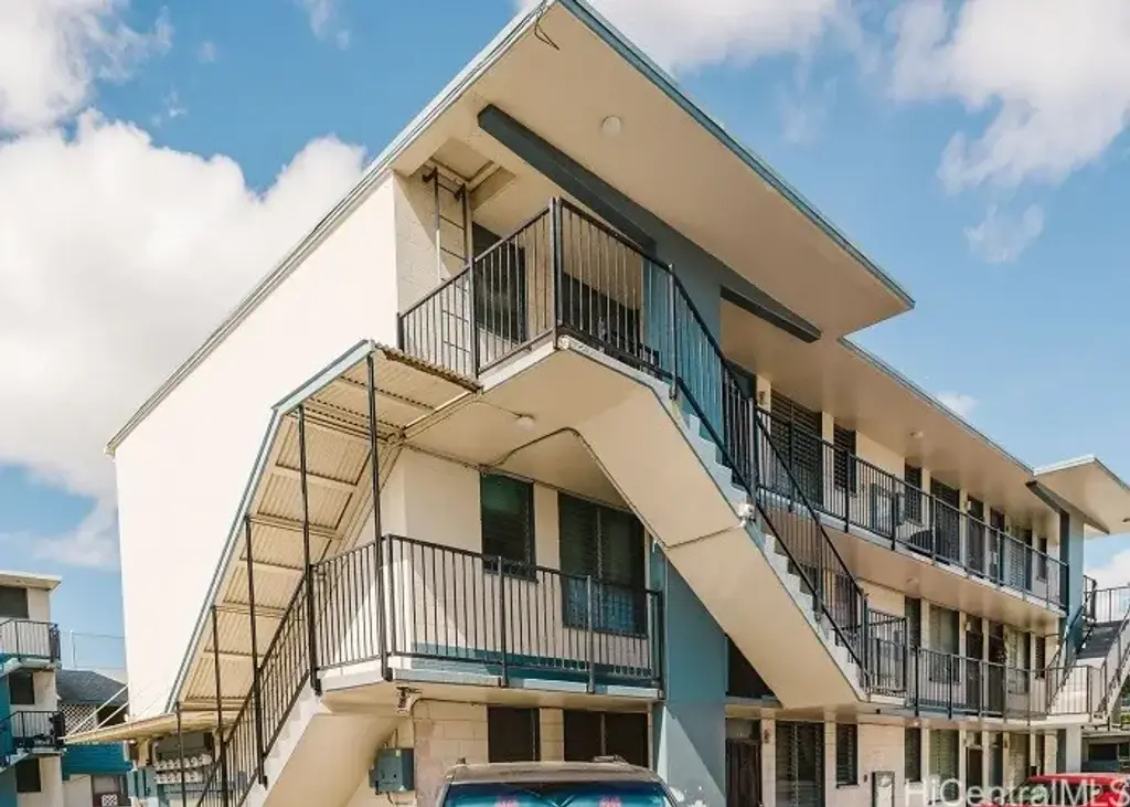 715 Umi Street # 3k, Honolulu