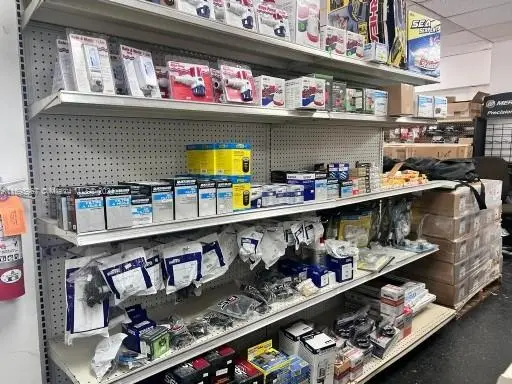 Photo of Listing #A11695967