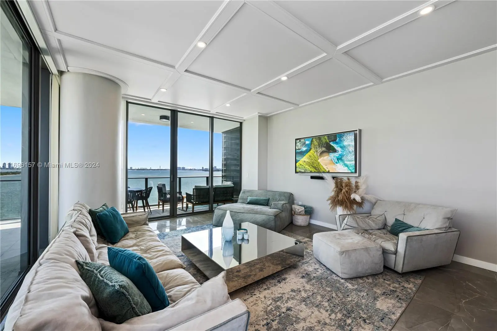 Photo of Listing #A11696157