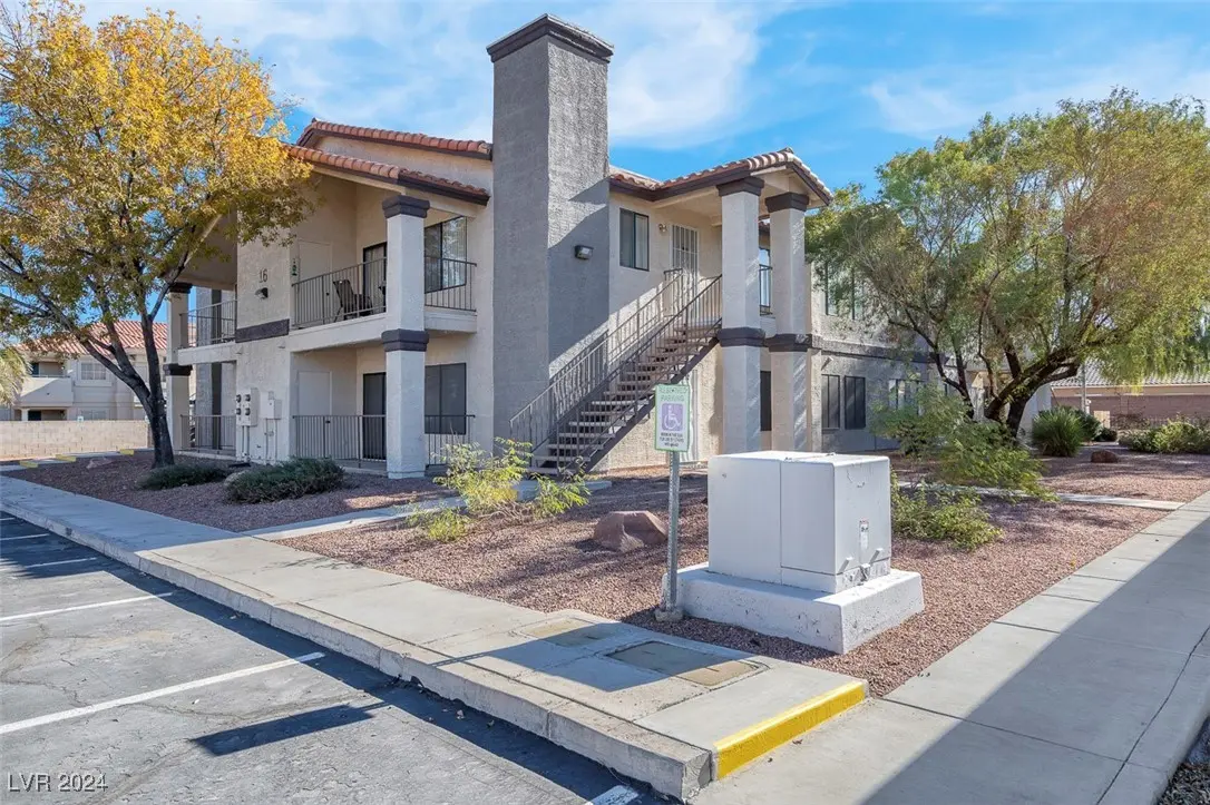 Photo of Listing #2635994