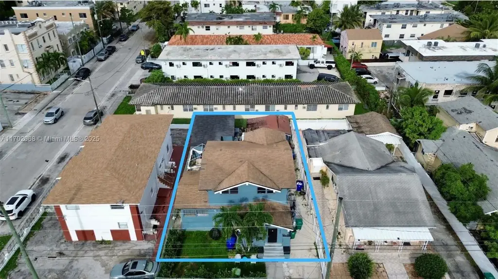 236 Sw 10 Avenue, Miami