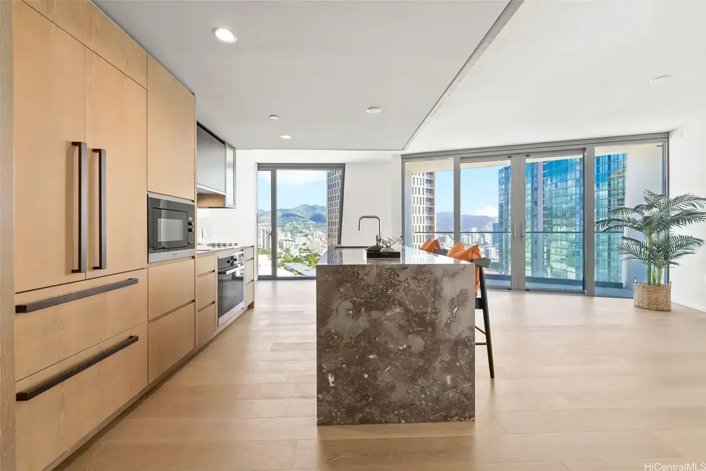 1000 Auahi Street # 3110, Honolulu