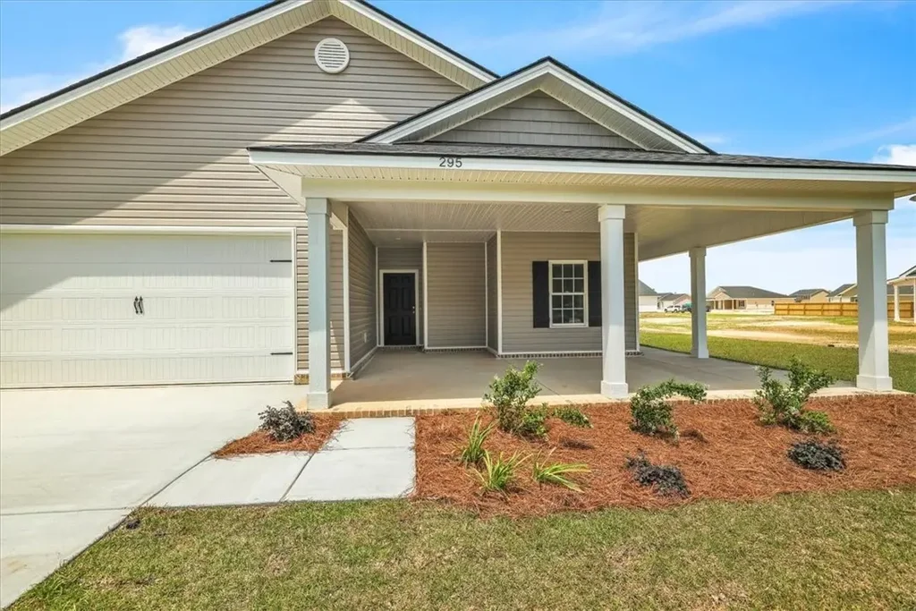 295 Lanier Road, Ludowici