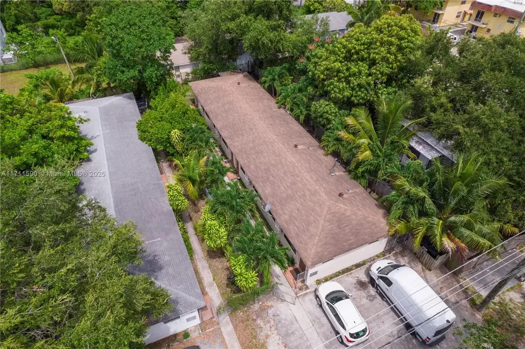 5520 Ne 1st Ct, Miami