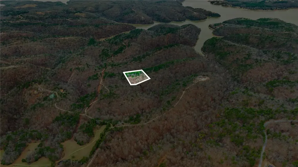 Big Bear Lane, Rogers