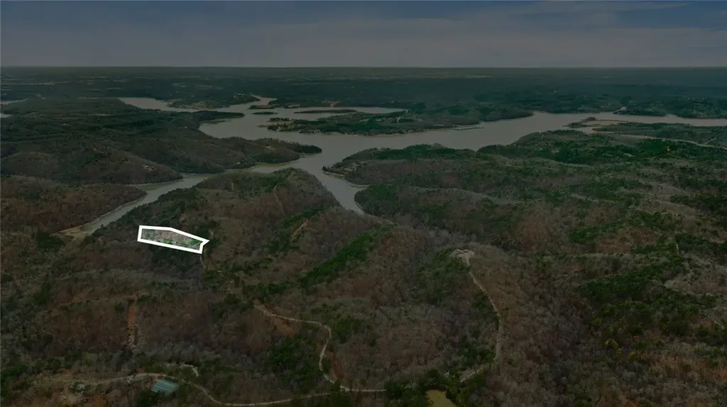 Degroff Place, Rogers