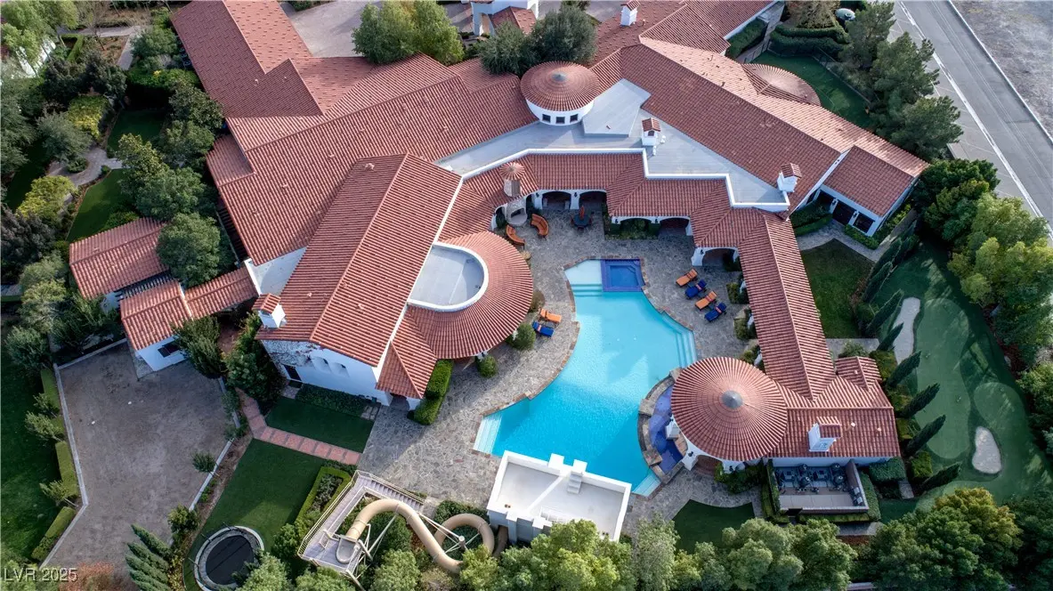 Photo of Listing #2643593