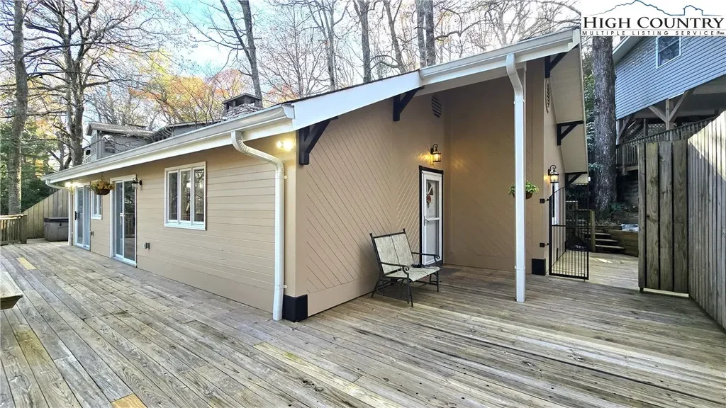 1300 Laurel Lane, Blowing Rock