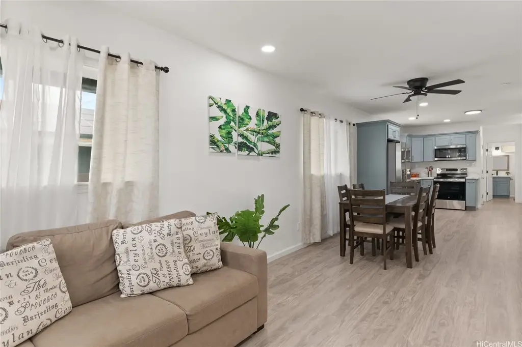 87-2156 Farrington Highway, Waianae