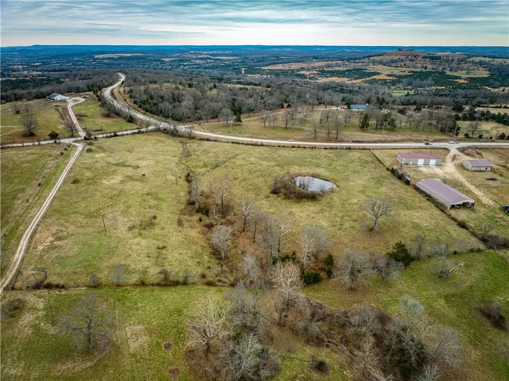 118 Highway 281 Cutoff, Lead Hill