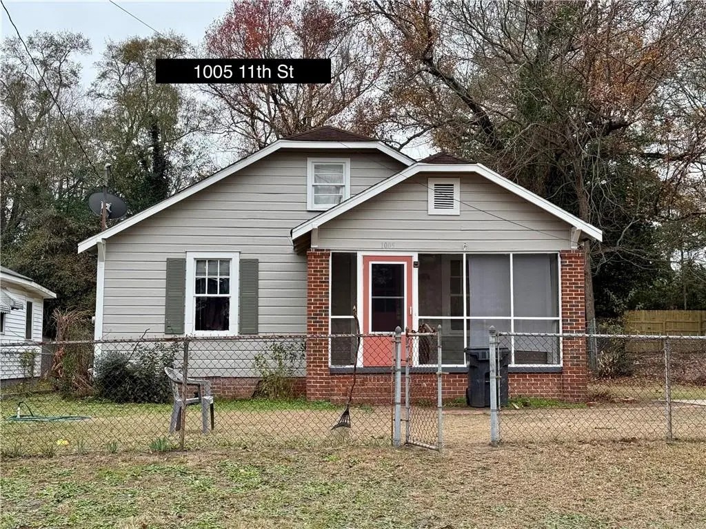 1005 11th Street, Phenix City