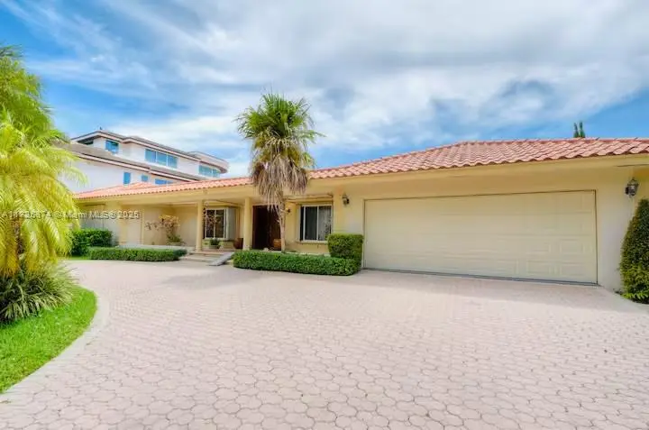 Photo of Listing #A11725874