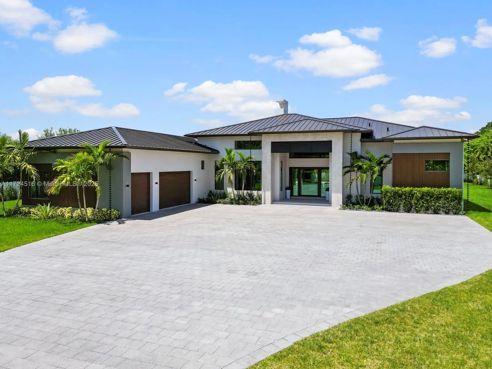 Photo of Listing #A11724516