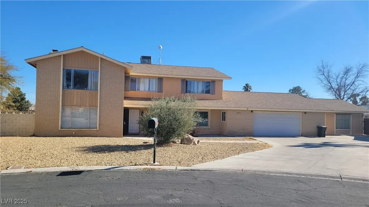 Photo of Listing #2647333