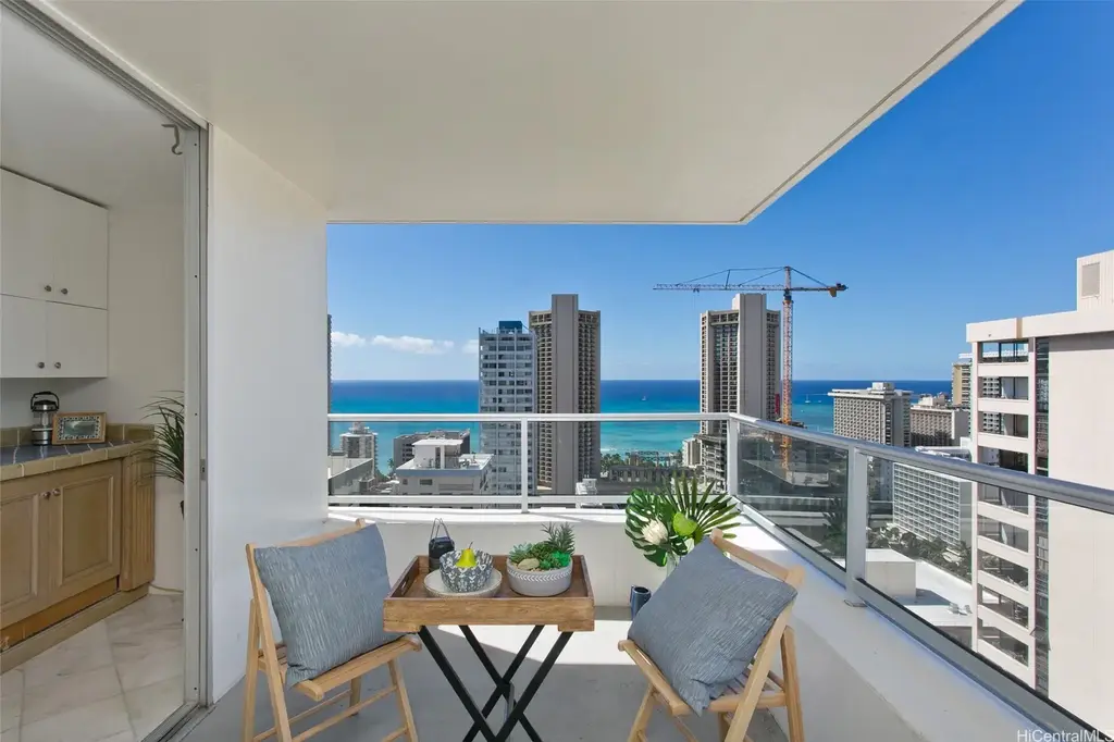 2421 Tusitala Street # 2903, Honolulu