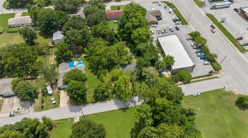 1108 Se 34th Street, Bentonville